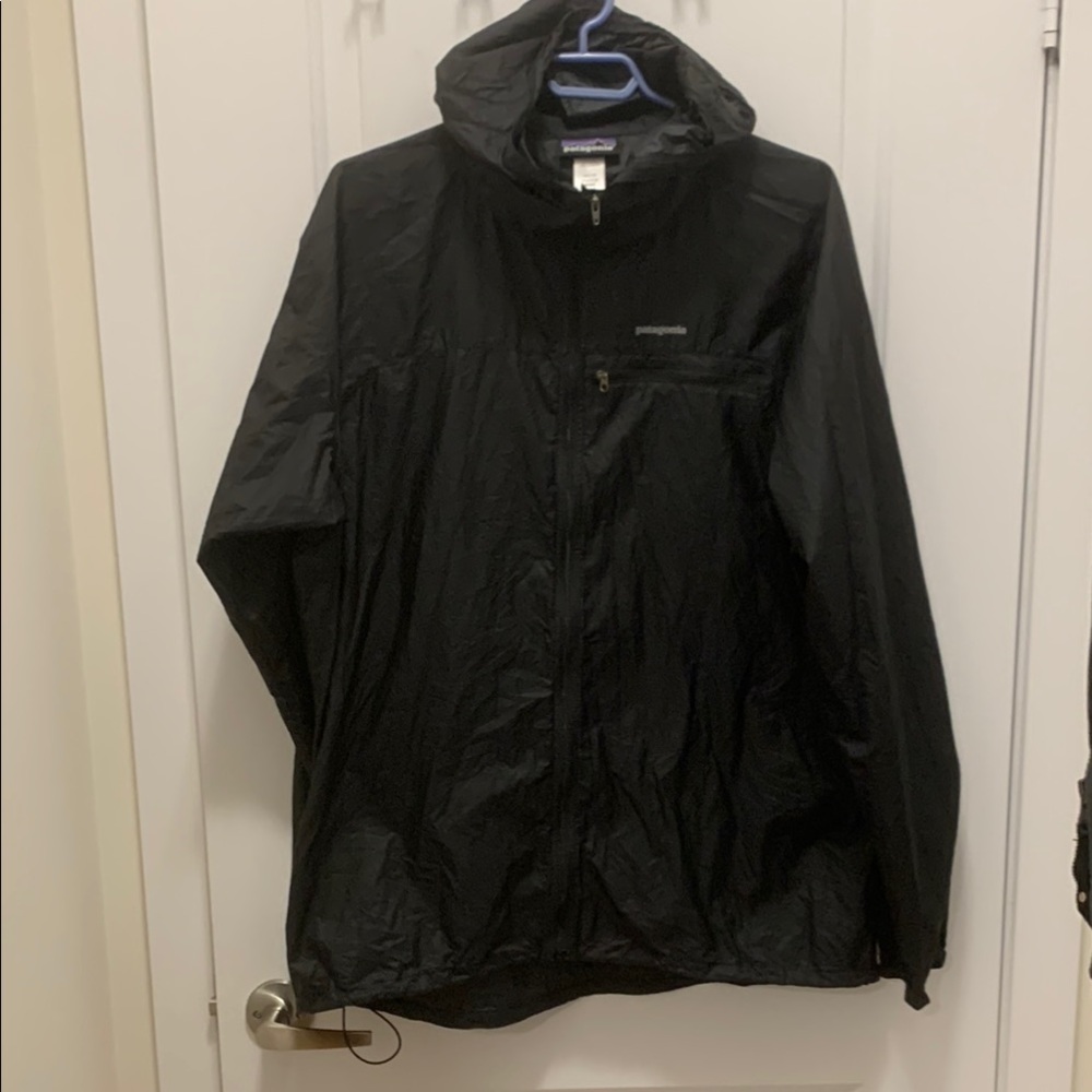 Patagonia Men's Black Windbreaker